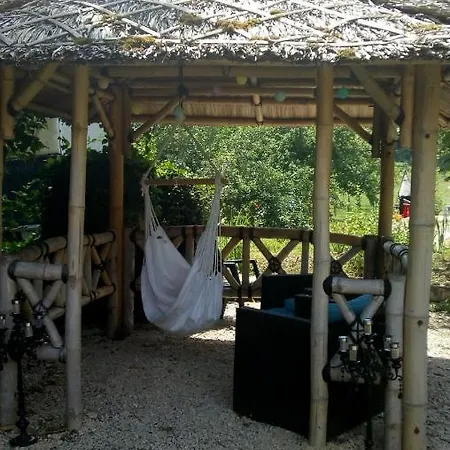 Namaste Nocleg ze śniadaniem 3*